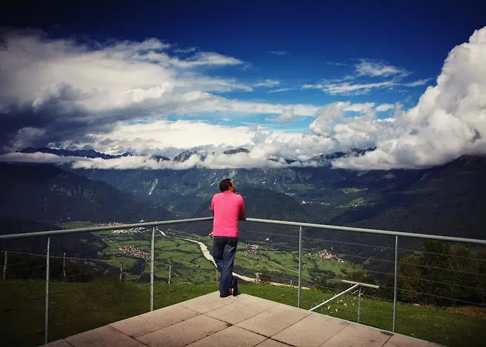 Nebesa Chalet Kobarid